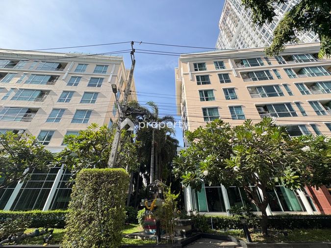 The Address Sukhumvit 42