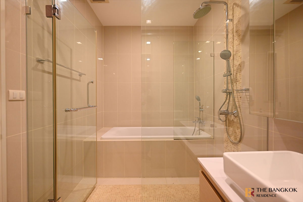 picture Q Asoke 💖 Stunning, Move-In Ready Home! ✨ MRT Phetchaburi - 11/13
