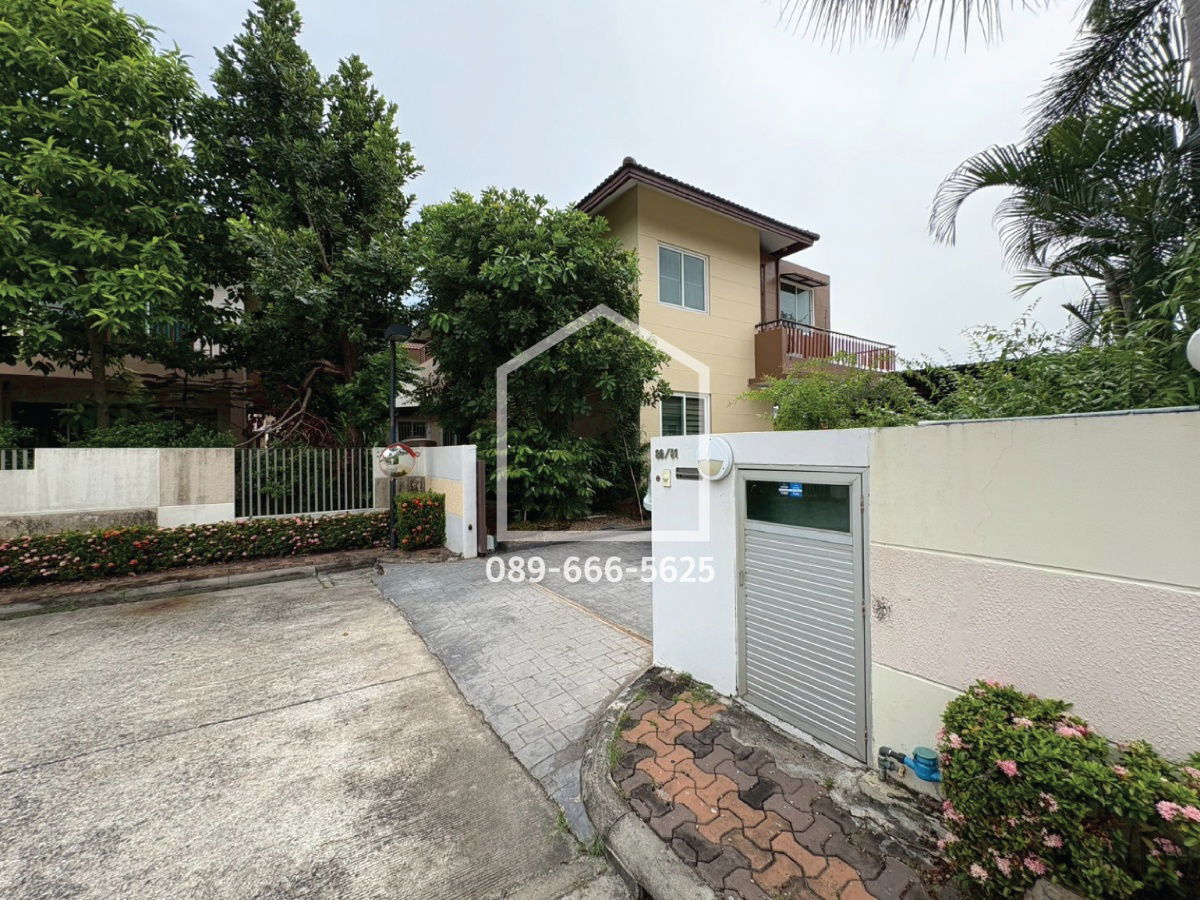 picture For Sale Villa Arcadia Srinakarin  - 1/26