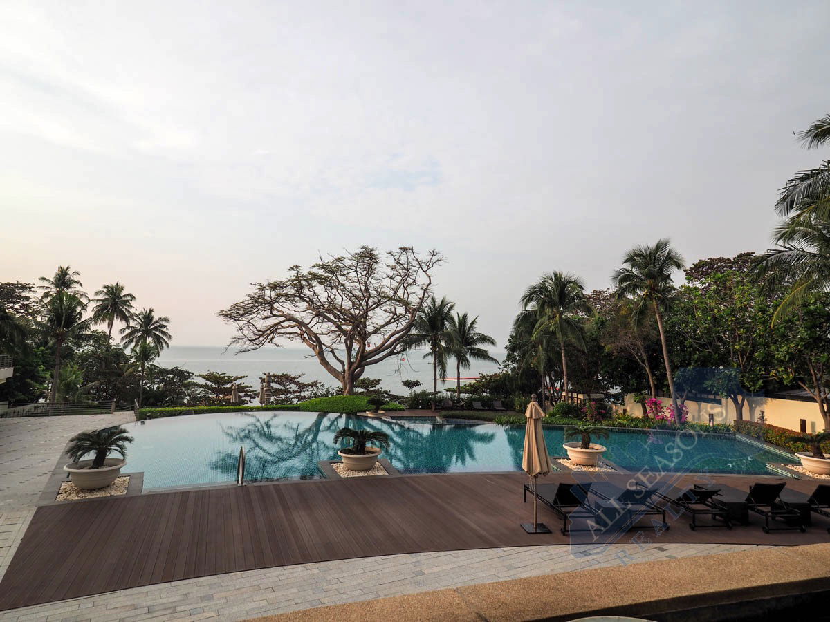 picture 2 Bedrooms Condominium @ The Cove - 19/31