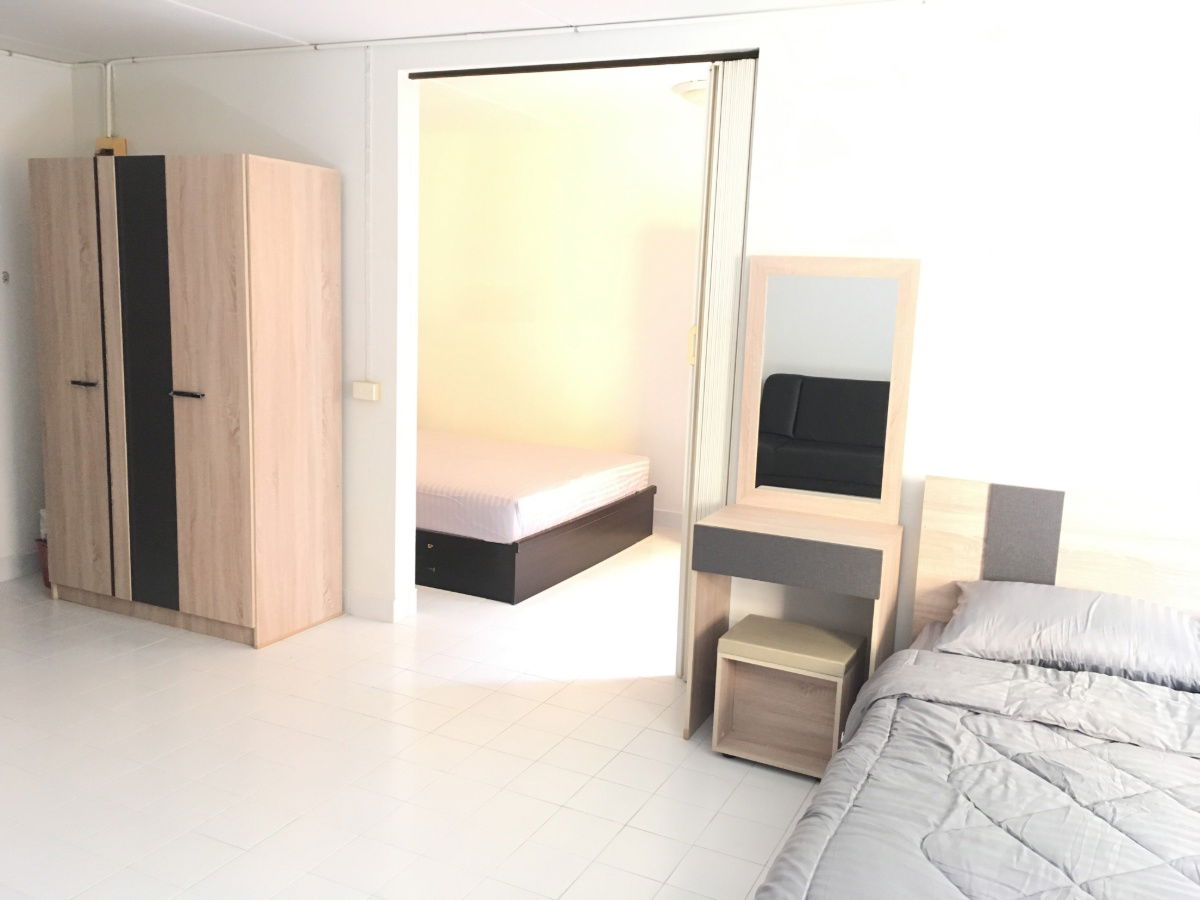 รูป ห้องพัก-รายเดือน-ป๊อบปูล่าคอนโดเมืองทองธานี รายเดือน 5,500 บาท ใกล้อิมแพค ตึกใกล้ 7-11 - รูปที่ 4/8