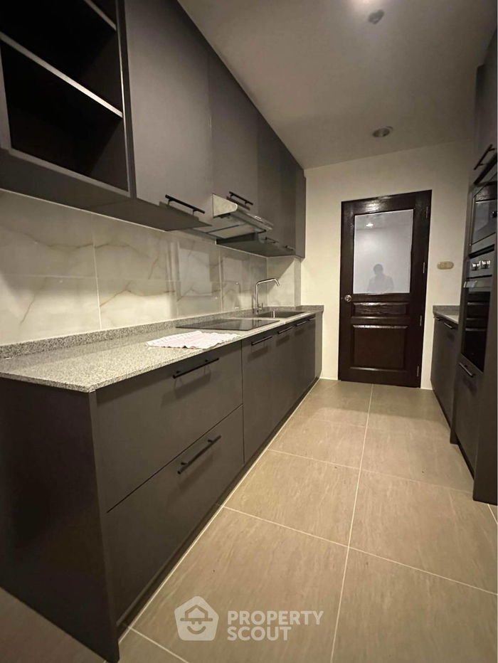 picture 3-BR Condo at Grand Langsuan Condominium near BTS Ratchadamri (ID 1311789) - 4/6