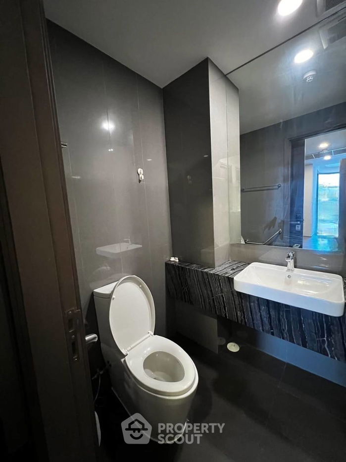 picture 2-BR Condo at Ashton Chula Silom near MRT Sam Yan (ID 2253632) - 18/18