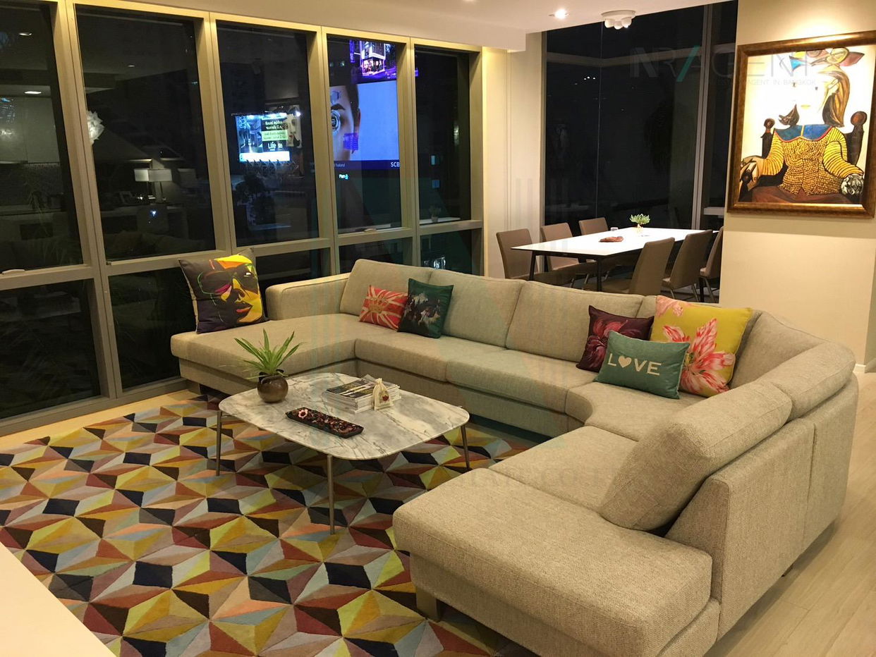 รูป ให้เช่าคอนโด เดอะ รูม สุขุมวิท 21 Duplex ชั้น 5และ6 ขนาด 128 ตรม. - รูปที่ 1/8