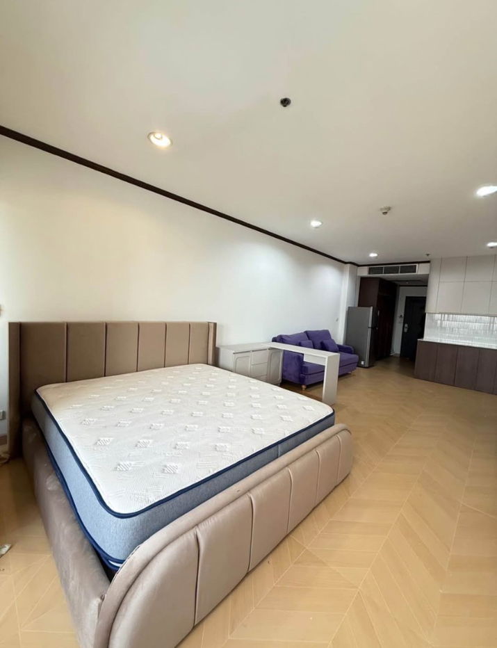 picture #R5712 🎉 140868 Condo for rent The Platinum Condominium - 2/12