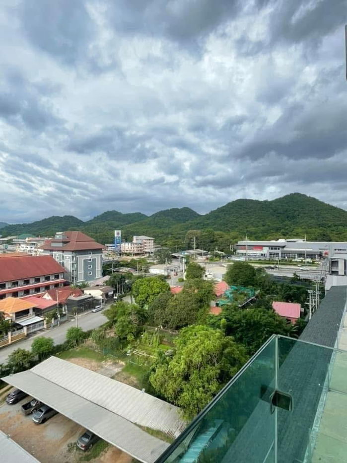 picture UK01-350 Sea Hill Condo for rent, Sriracha, 6th floor, corner room, rent only 8,000 baht/month, mountain and sea view - 12/16