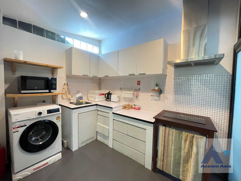 picture 🔼🔽 AccomA 📩 Pet friendly 2 BR House in Khlong Ton Nuea (AA27280) - 4/20
