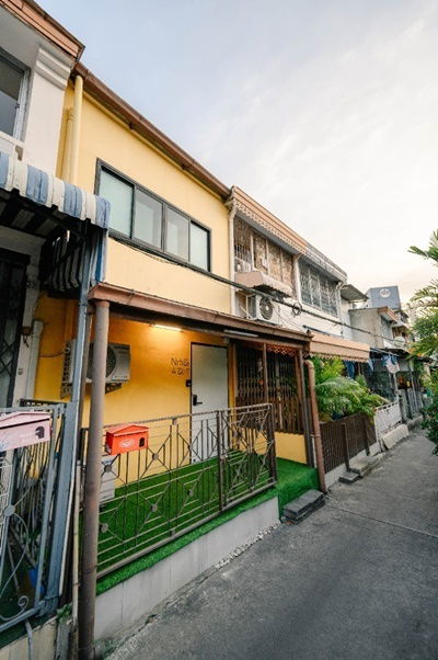 picture Commercial building for sale near MRT Hua Lamphong, 2 floors, suitable for investment (N.1599) - 1/12