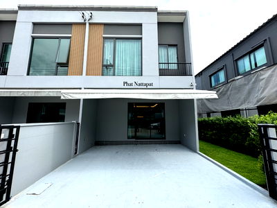Townhouses for rent Mega Bangna : Pleno Sukhumvit-Bangna 2 Pleno Sukhumvit-Bangna 2
