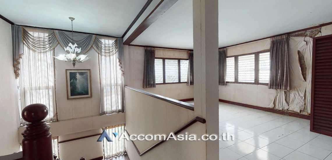 รูป 🔼🔽 AccomA 📩  4 BR House in Khlong Toei (AA29867) - รูปที่ 8/10