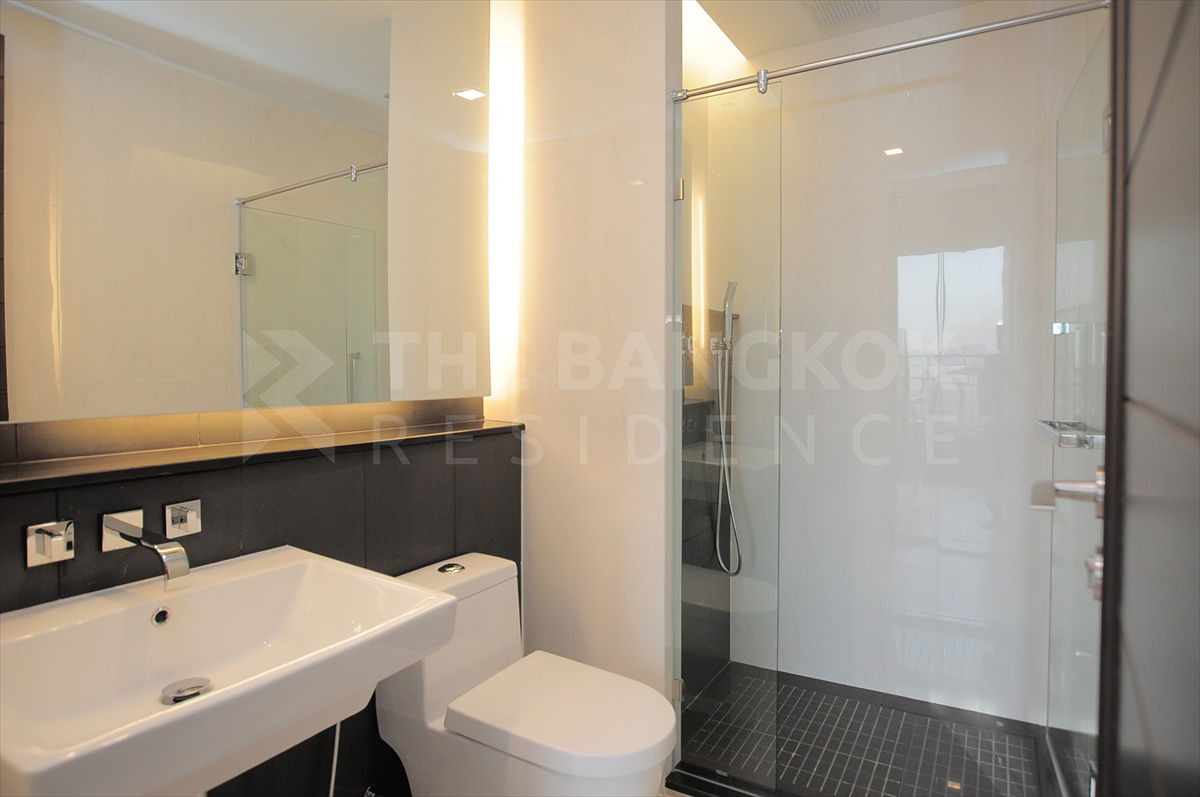 picture Ivy Ampio 🔥 Great Price, Prime Location, Don't Miss Out! 💸 Near MRT Thailand Cultural Centre  - 8/9