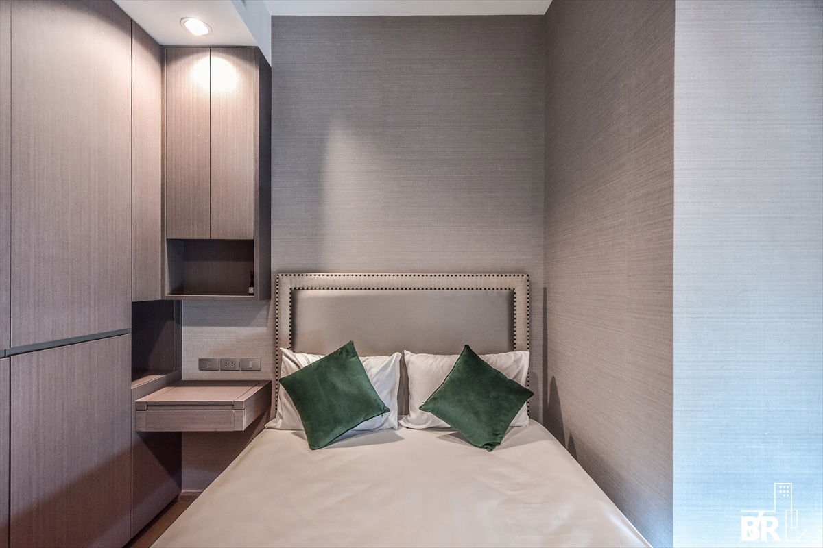 picture Best Price💸 Luxury Condo in Sathorn’s Prime CBD,The Diplomat Sathorn near BTS Surasak - 9/16