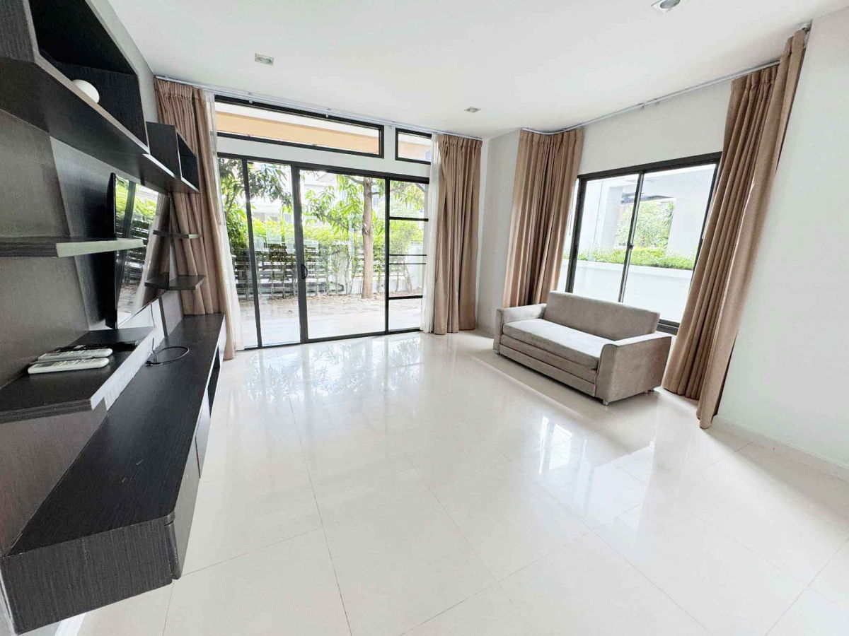 picture Two-story detached house for rent in Thanapirom Village, Navanakorn Khlong Nueng, Khlong Luang District, Pathum Thani - 26/56