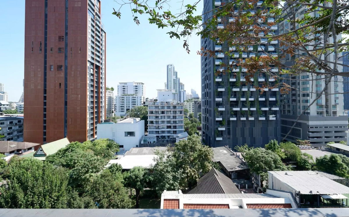 picture For Sale Walden Asoke, A Brand-New, Fully Furnished Condo in a Prime Location - 24/24