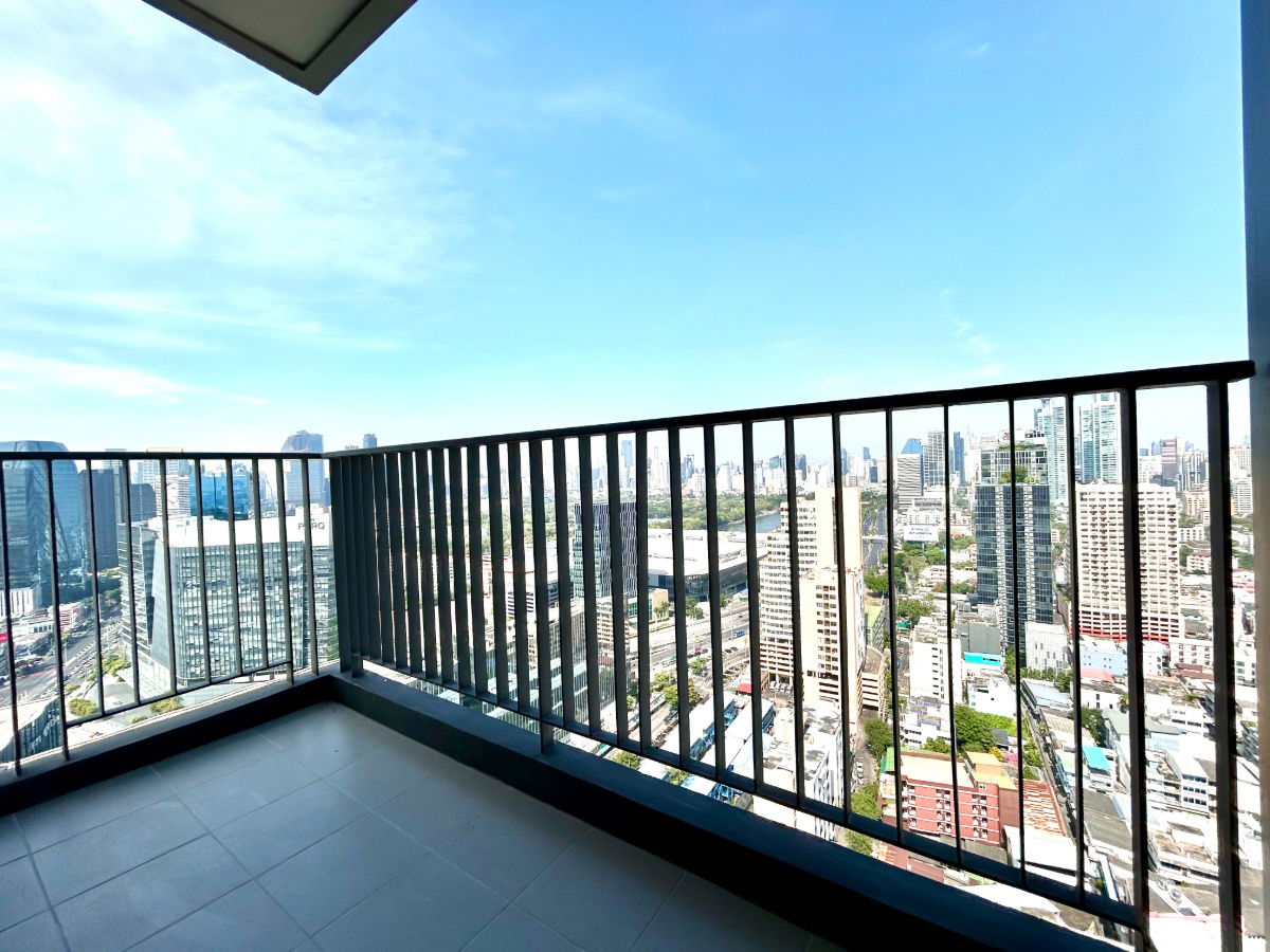 รูป Life Rama4 Asoke  2ห้องนอน/2ห้องน้ำ  ชั้น 31 ขนาด 60 ตร.ม. - รูปที่ 9/26