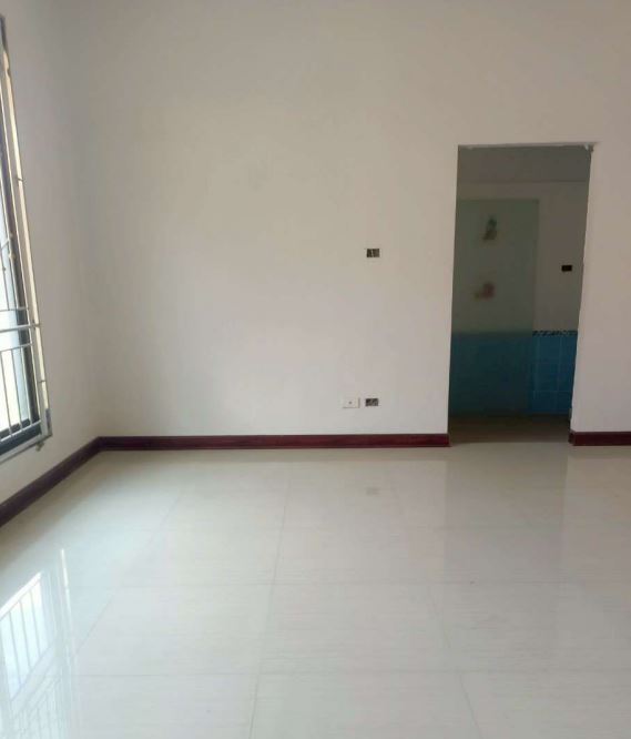 รูป บ้านเดี่ยว เนื้อที่ทั้งหมด 703.6 ตารางเมตร 90/9 หมู่บ้านอัญชลี ตำบลเวียงสระ อำเภอเวียงสระ สุราษฎร์ธานี ราคา 6,490,000 บาท - รูปที่ 6/13