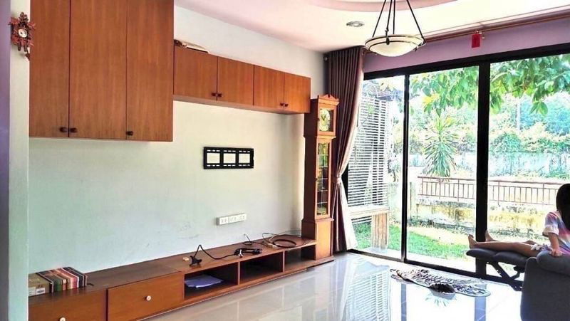 รูป บ้านเดี่ยวมือสอง หลังใหญ่ หมู่บ้านธารดารา  ศรีราชา ชลบุรี  - รูปที่ 2/20