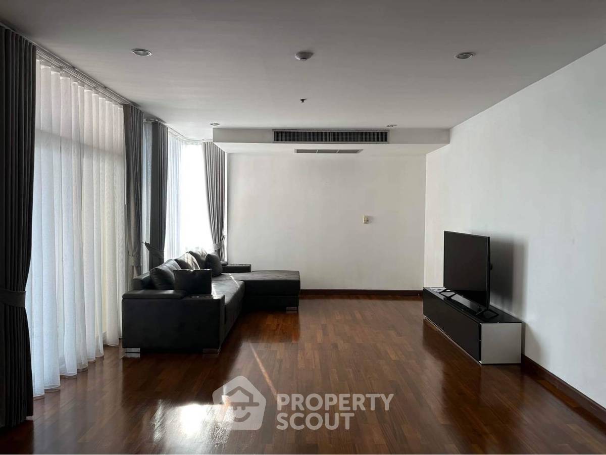 picture 3-BR Condo at Grand Langsuan Condominium near BTS Ratchadamri (ID 1311789) - 6/6