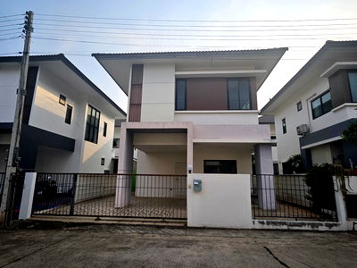 Twin houses for sale Wufoo Wholesale Market : บ้านแฝด 159.6 square meter Khon Kaen Muang Khon Kaen Sila for 3020000 THB