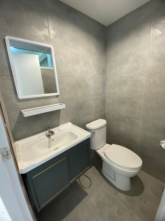 รูป ขายบ้านเดี่ยว 2 ชั้น รีโนเวทใหม่ทั้งหลัง – พร้อมอยู่ ทำเลทองย่านประชาชื่น - รูปที่ 6/13
