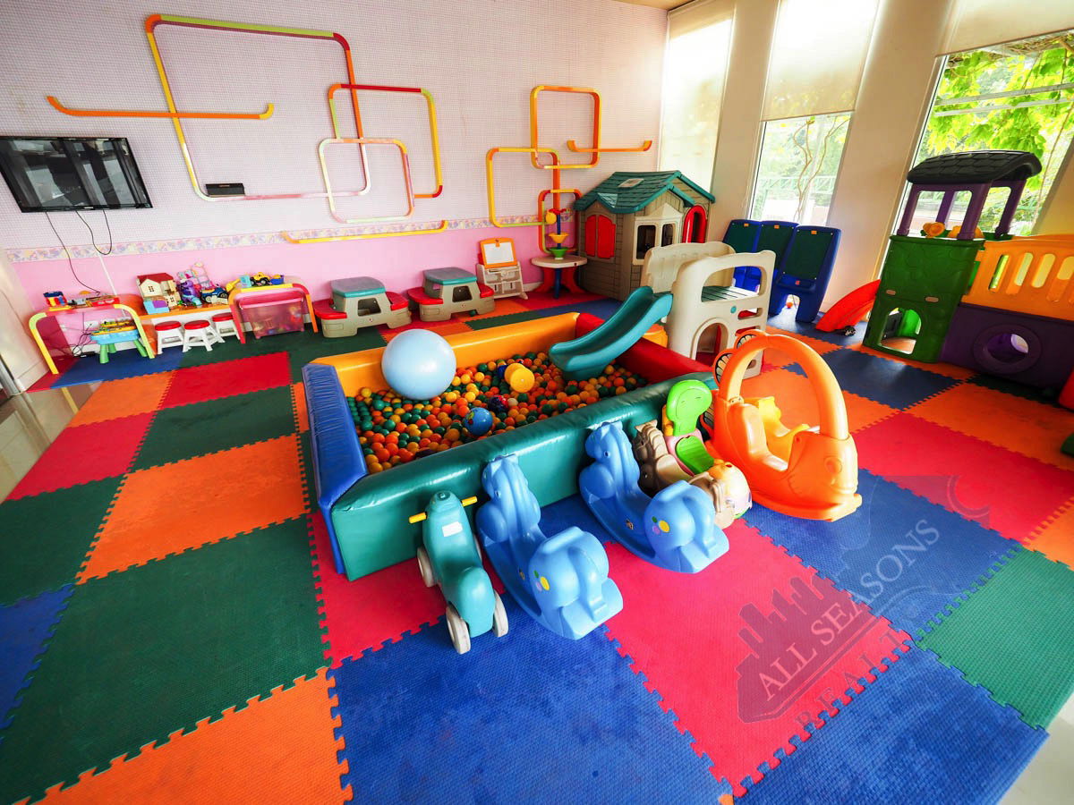 picture 2 Bedrooms Condominium @ The Cove - 18/31