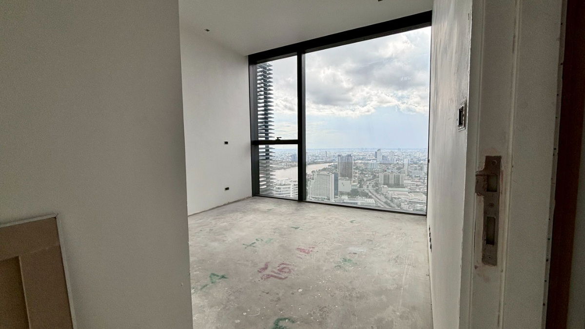 picture For sale: 5 bedrooms, 307 sq m., spacious unit at Canapaya Residences - 27/44
