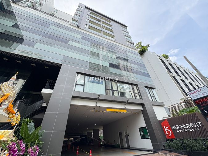 15 Sukhumvit Residences