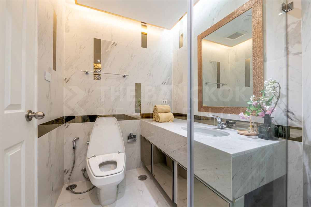 picture 𝐋𝐮𝐱𝐮𝐫𝐲 𝐔𝐧𝐢𝐭 ✨ Belle Grand Rama 9, Stunning Penthouse 💖  𝟏𝟖𝟎𝐊 /month, Near MRT Rama9 - 17/18