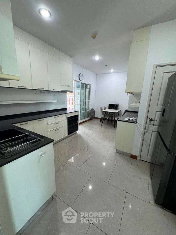 picture 4-BR Condo at Supalai Wellington near MRT Thailand Cultural Centre (ID 2151153) - 9/16