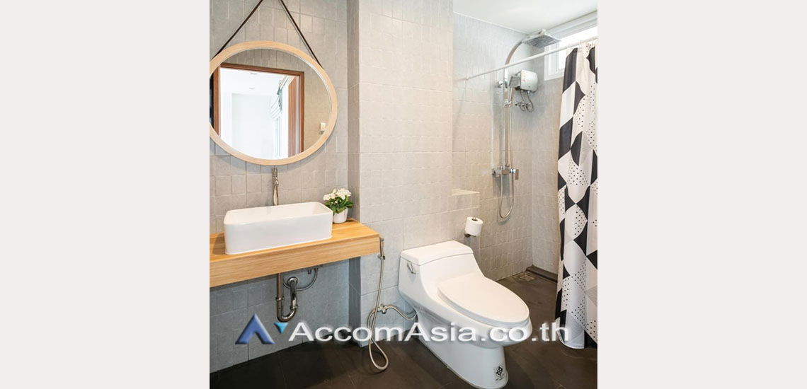picture 🔼🔽 AccomA 📩 Big Balcony,Garden View,Home Office 5 BR House in Khlong Ton Nuea (AA30419) - 14/14