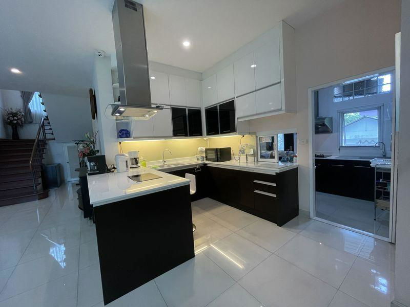 รูป บ้านเดี่ยวสุดหรู ใจกลางคุ้งบางกระเจ้า เนื้อที่ 500 ตร.ว. ร่มรื่นน่าอยู่ - รูปที่ 8/14