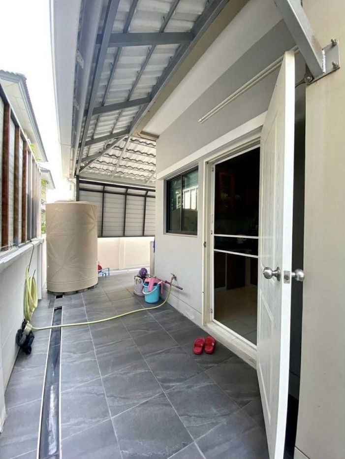 picture Centro Westgate house for sale 4.99 MB. - 10/14