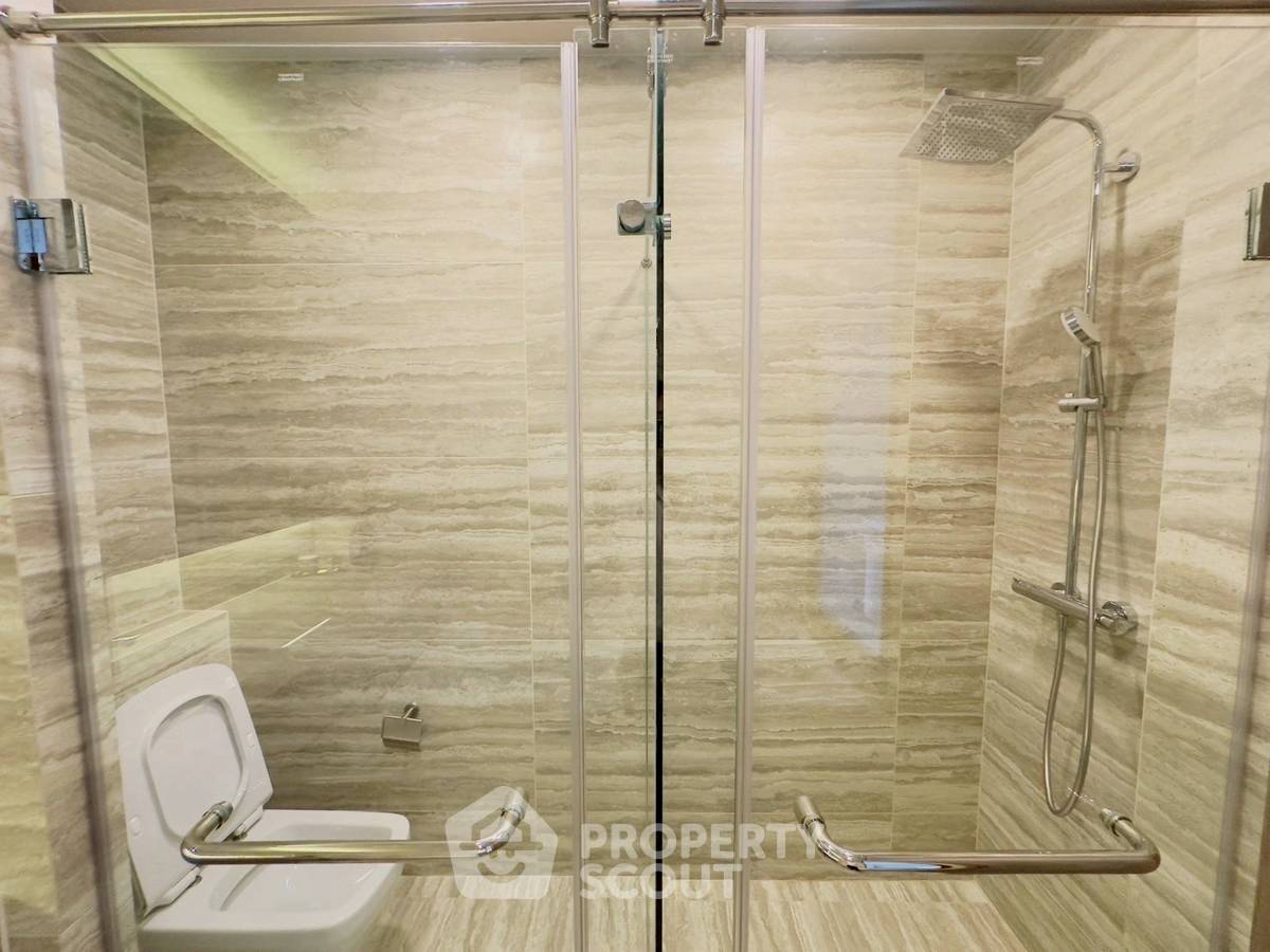 picture 2-BR Condo at Celes Asoke near MRT Sukhumvit (ID 2254042) - 11/14