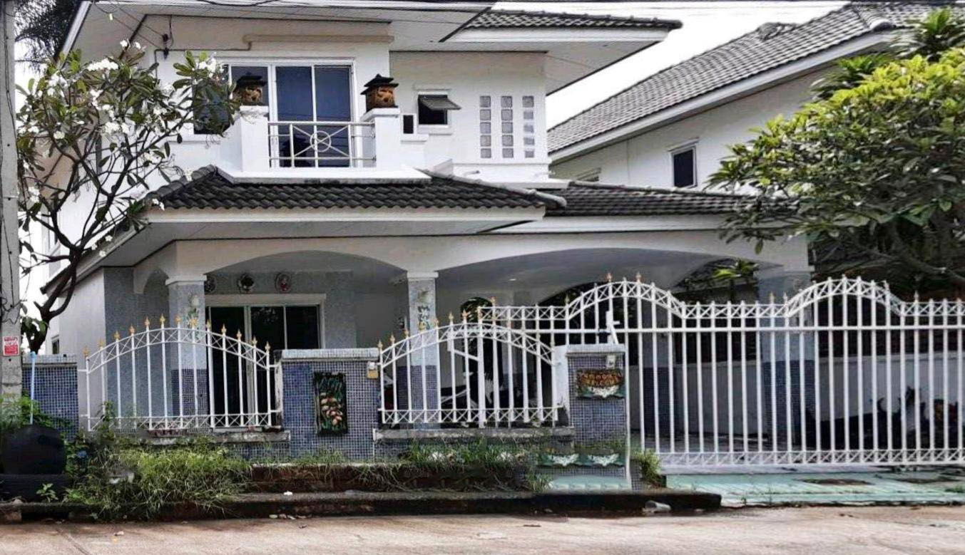 รูป บ้านเดี่ยว เนื้อที่ทั้งหมด 226.4 ตารางเมตร 77/91 หมู่บ้านวีไอพีโฮม 7 ตำบลบ้านเป็ด อำเภอเมืองขอนแก่น ขอนแก่น ราคา 2,700,000 บาท - รูปที่ 2/3
