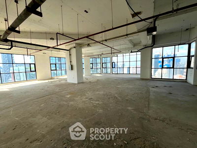 Condos for sale AIA Sathorn Tower : 4-BR Condo at Sathorn Gardens near MRT Si Lom (ID 2244568)