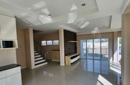 รูป บ้านเดี่ยว เนื้อที่ทั้งหมด 234.4 ตารางเมตร เลขที่ 888/15 หมู่บ้านสิทธาสิริ เอ็กซ์คลูซีฟ ลีฟวิ่ง ตำบลบ้านเป็ด อำเภอเมืองขอนแก่น ขอนแก่น ราคา 3,302,000 บาท - รูปที่ 3/8