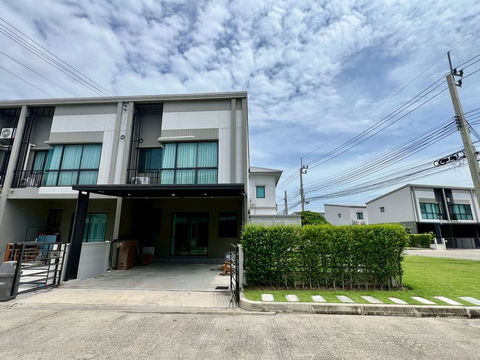 💎 "บ้านหลังริม + พื้นที่สนามข้างบ้านกว้างพิเศษ เหมือนได้ที่ดินเพิ่มฟรี!" 🏠 โครงการ Grande Pleno ราชพฤกษ์ 💥 ต่อเติมครบ ✨พร้อมอยู่ ​