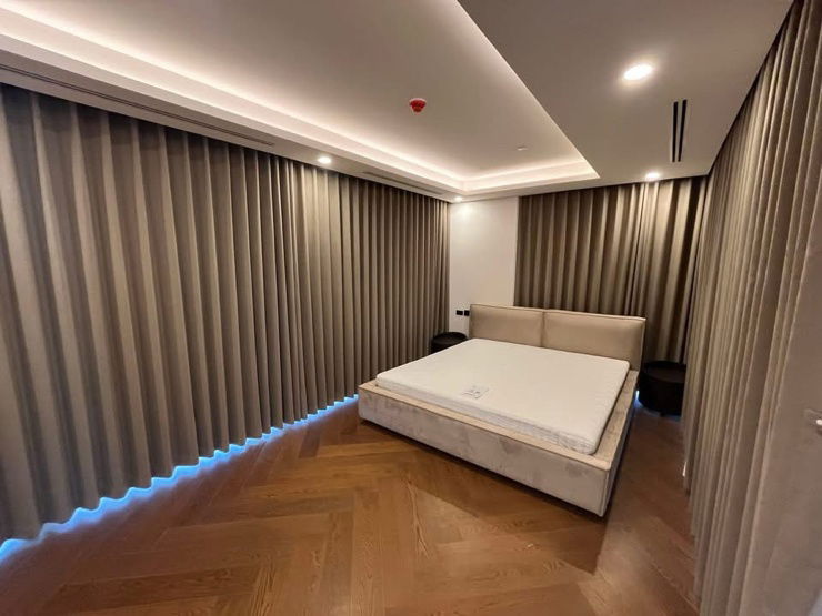 picture  For rent ✨ Landmark @MRTA Station 🔥 Line ID @034etfin 📲 3 bedroom 4 bathroom ✨ MRT Rama 9 350 metres 💙 - 4/12