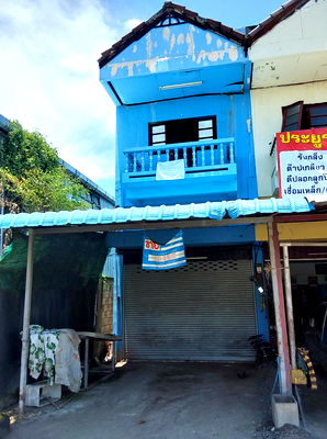 Shophouses for sale Chiang Mai Agricultural College : ตึกแถว 104 square meter Chiang Mai San Pa Tong Yu Wa for 1054000 THB