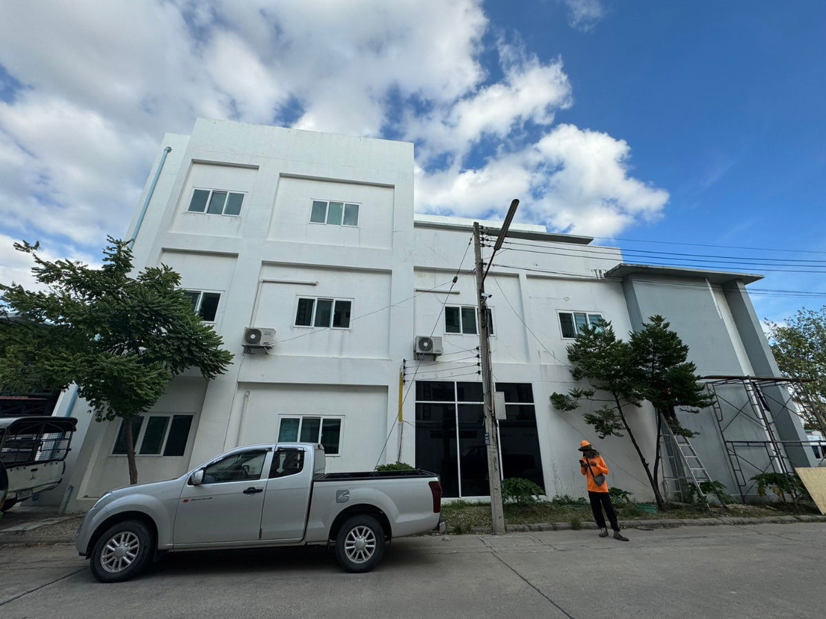 picture UK06-050 🔥 Urgent! 3-story home office for rent in the heart of Amata Nakorn, Chonburi 🔥 💼 Rent 90,000 baht/month  - 2/17