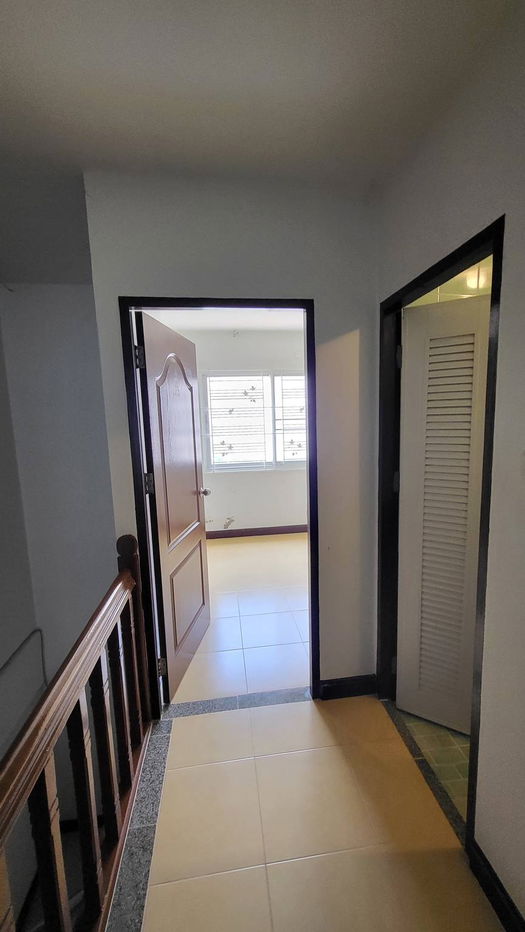 picture For sale: Townhouse 18 sq. wa, K.C. Ramintra 7 - 11/15
