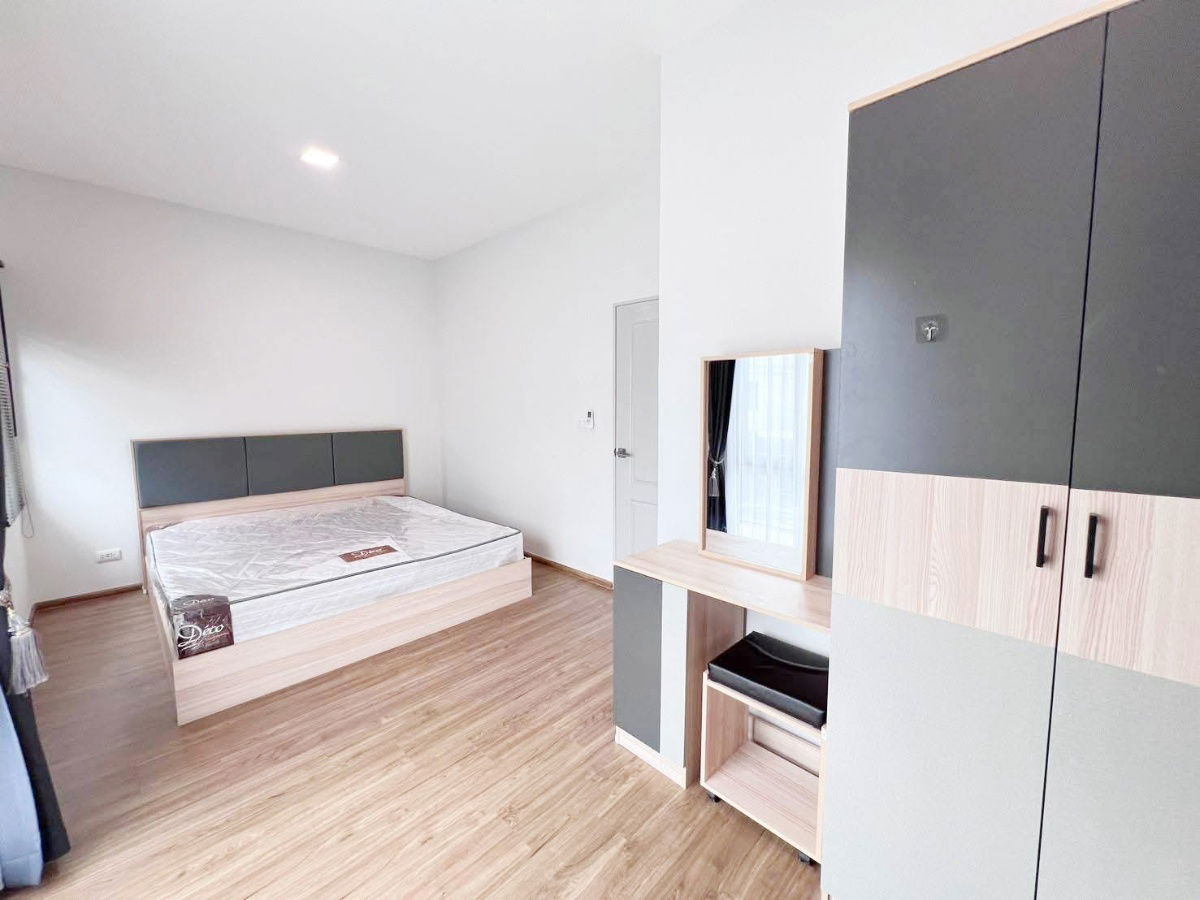 picture 2-story townhouse for rent in Grand Pleno Village, Phahonyothin-Vibhavadi. - 14/30