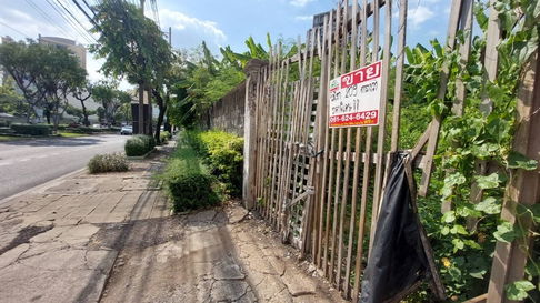 Land for rent, 246 square wah, filled, next to Rama 4 Road, very beautiful plot (N.734)