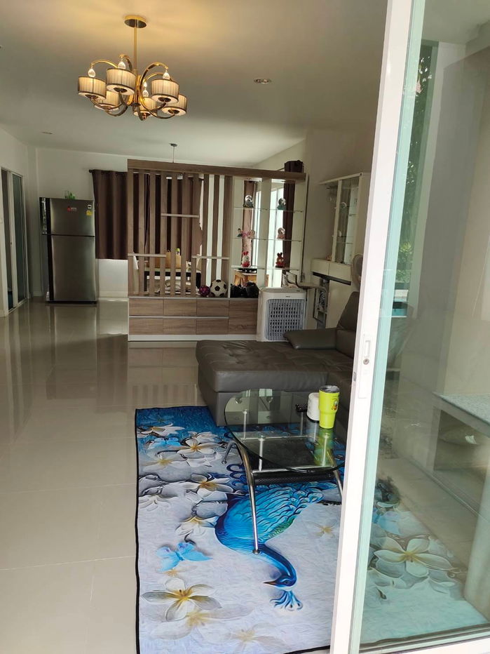 picture UK06-051 🏡 **Lake Valley House for rent, available to move in on October 4th!** 🌿 - Rent 30,000 baht/month  - 9/20