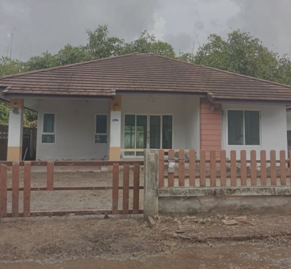 รูป บ้านเดี่ยว เนื้อที่ทั้งหมด 274.8 ตารางเมตร เลขที่ 64/9 โครงการพฤกษาสิริ พฤกษาสิริอุทิศ ตำบลนาเคียน อำเภอเมืองนครศรีธรรมราช นครศรีธรรมราช ราคา 1,838,000 บาท - รูปที่ 1/8