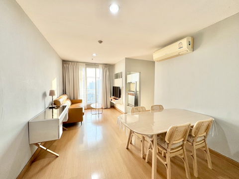 Urgent Rent! Beautiful Room Special Price! Life@65 - 2 Beds, 1 Bath - 60 Sq.M.
