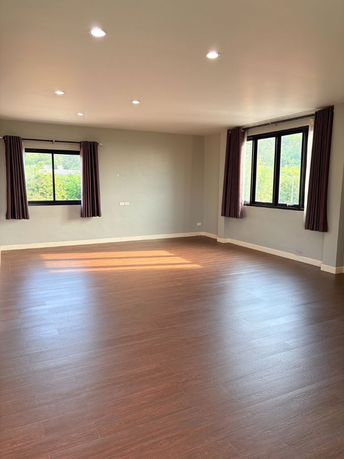 picture UK07-014 🏡 For sale: 3-story commercial building, prime location in the heart of the city, suitable for investment‼️ - 2/30