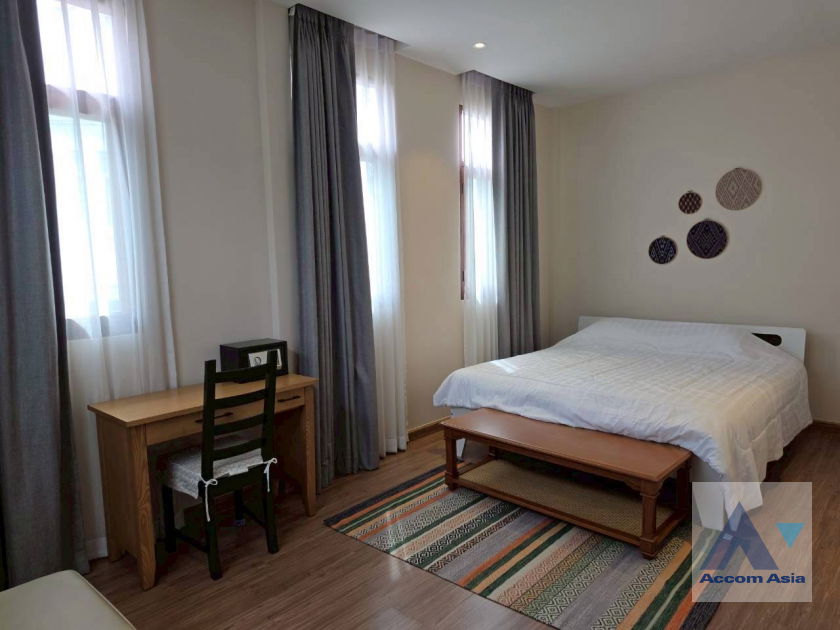 picture 🔼🔽 AccomA 📩 Home Office 5 BR House in Phra Khanong (AA44429) - 9/17