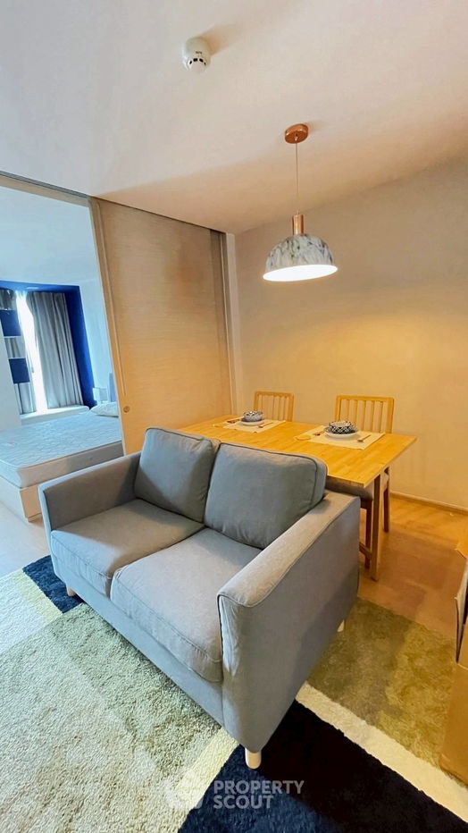 picture 1-BR Condo at LIV @ 49 near BTS Thong Lor (ID 2254043) - 7/17
