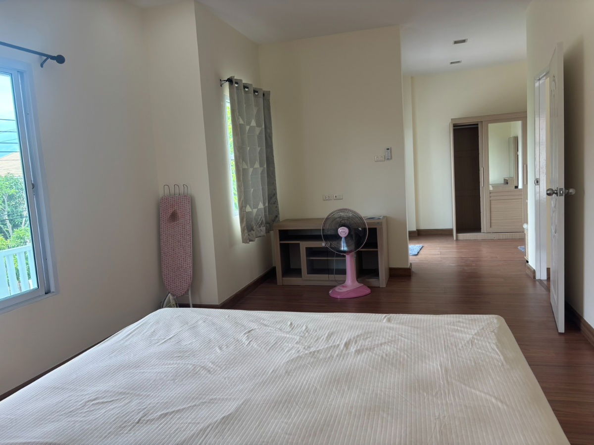 picture UK06-047 🏡 2-storey detached house, Grand Manirin, Sammuk, Bangsaen 💰 Rental price only 35,000 baht/month - 8/17